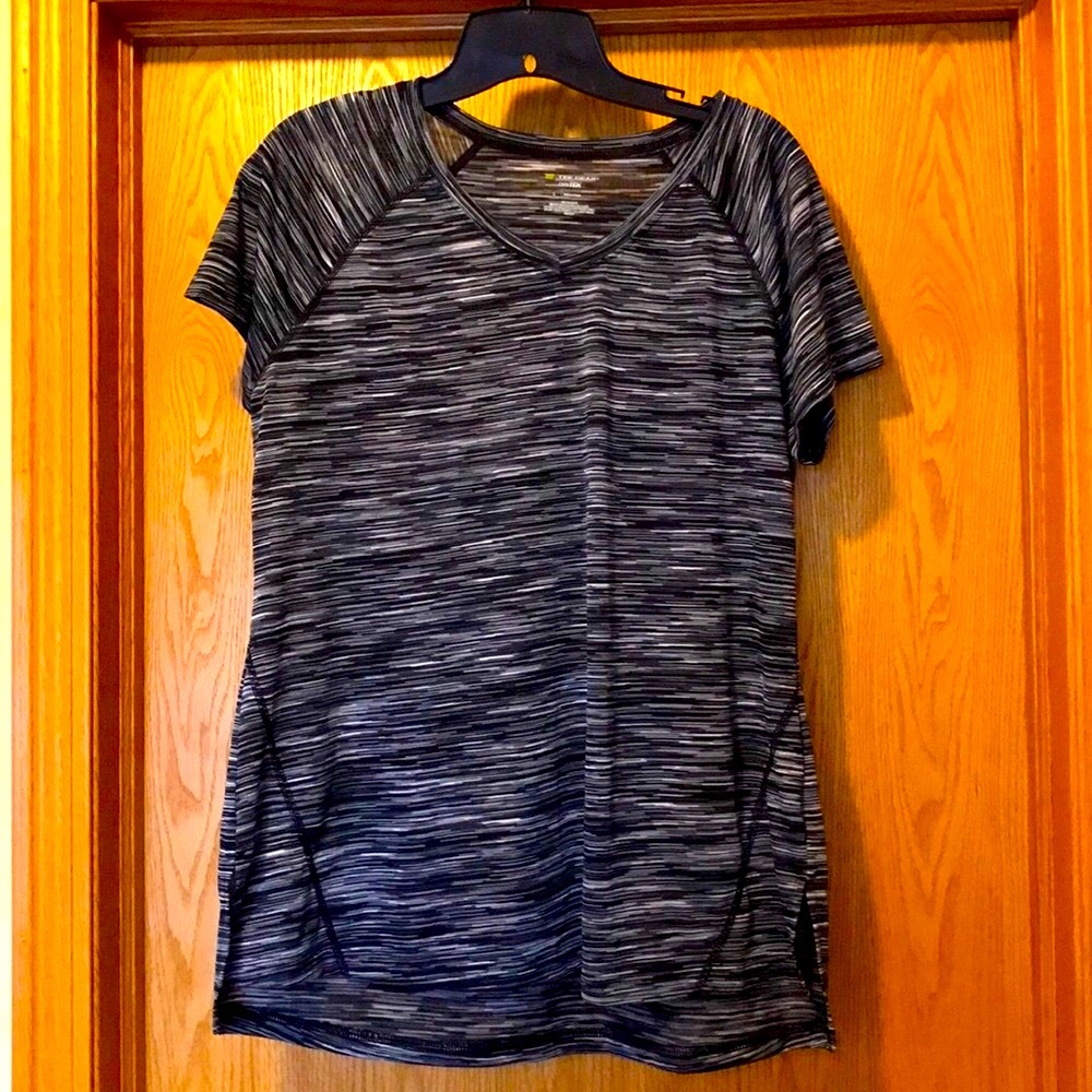 New Tek Gear black white stripe thin workout tee shirt athletic top breathable